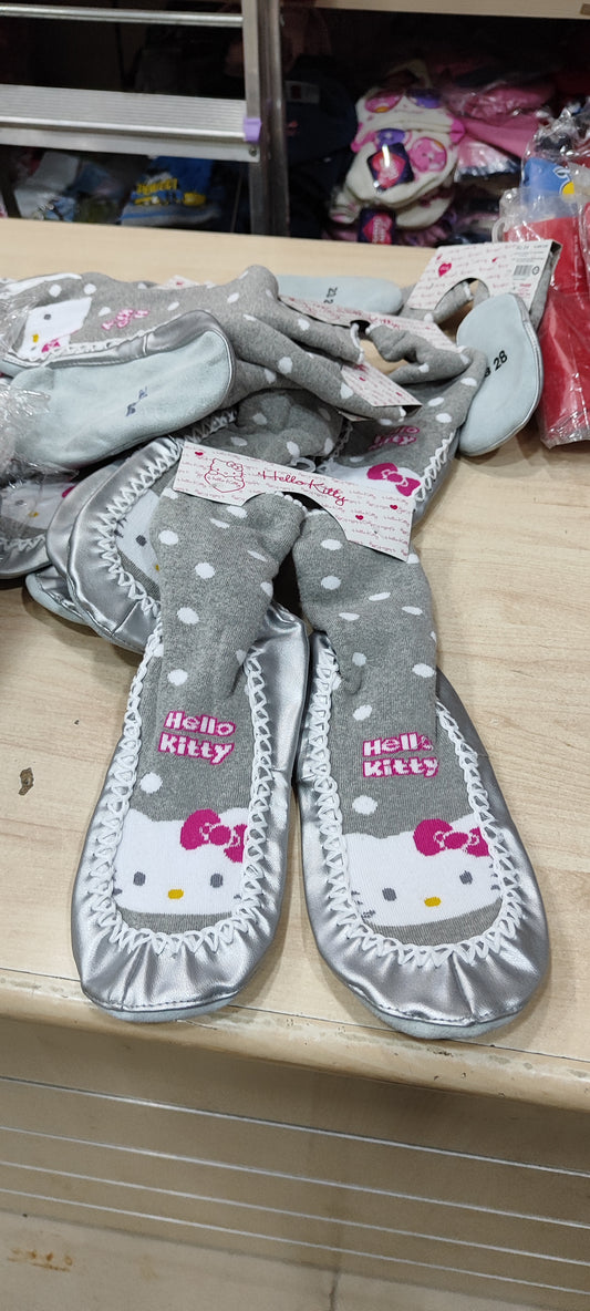 calzini a scarpa hello kitty a 1,50