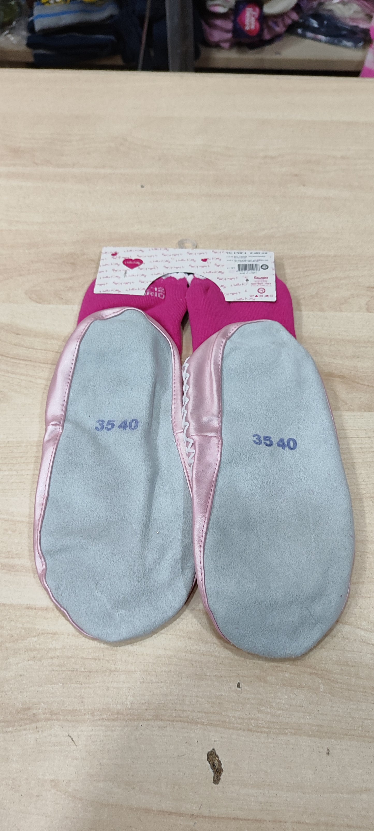 calzini a scarpa hello kitty a 1,50