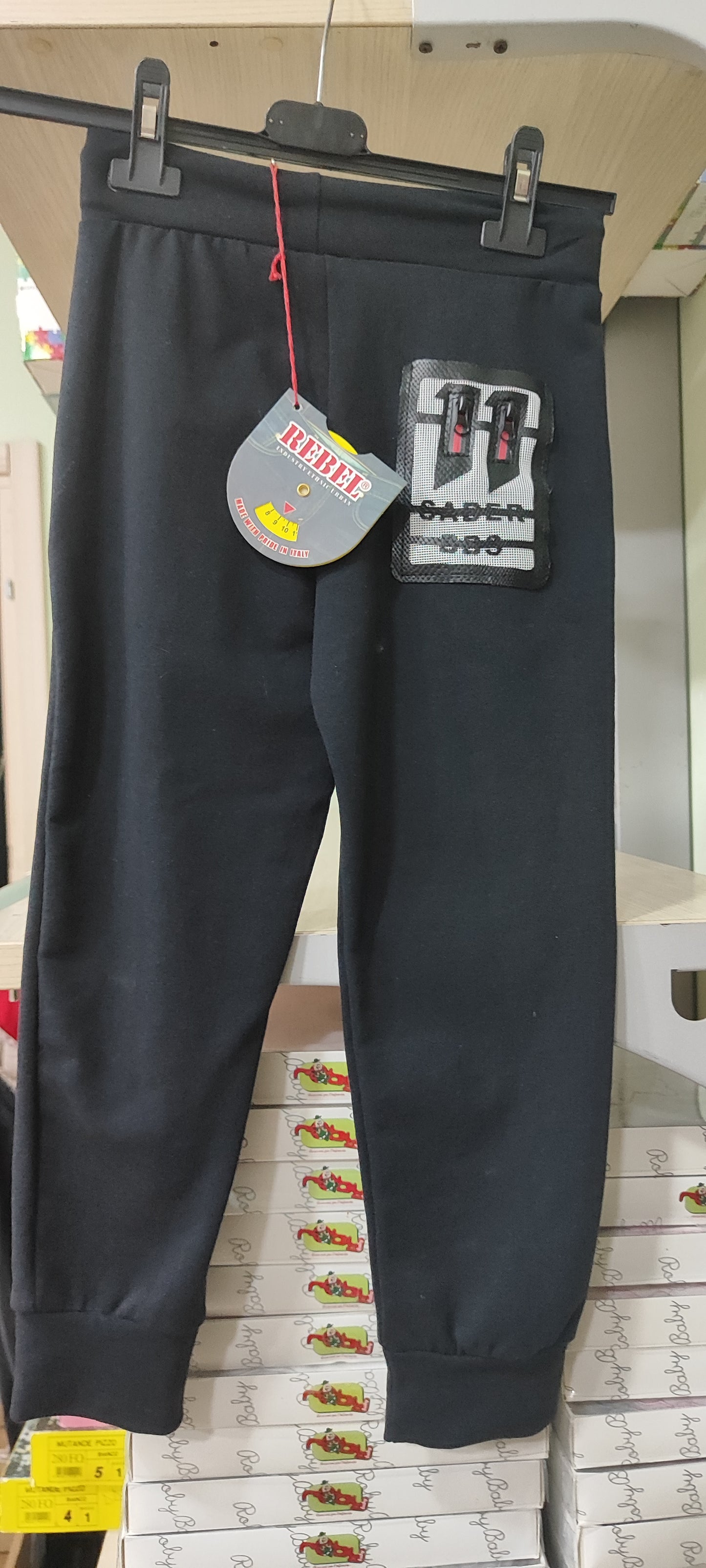 pantaloni tuta e leggings a 3,50