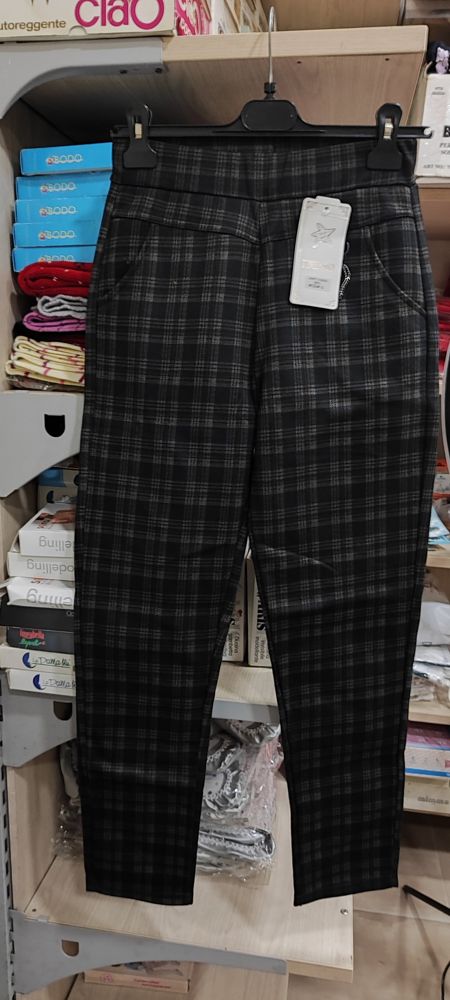 Pantaloni donna curvi 2,50