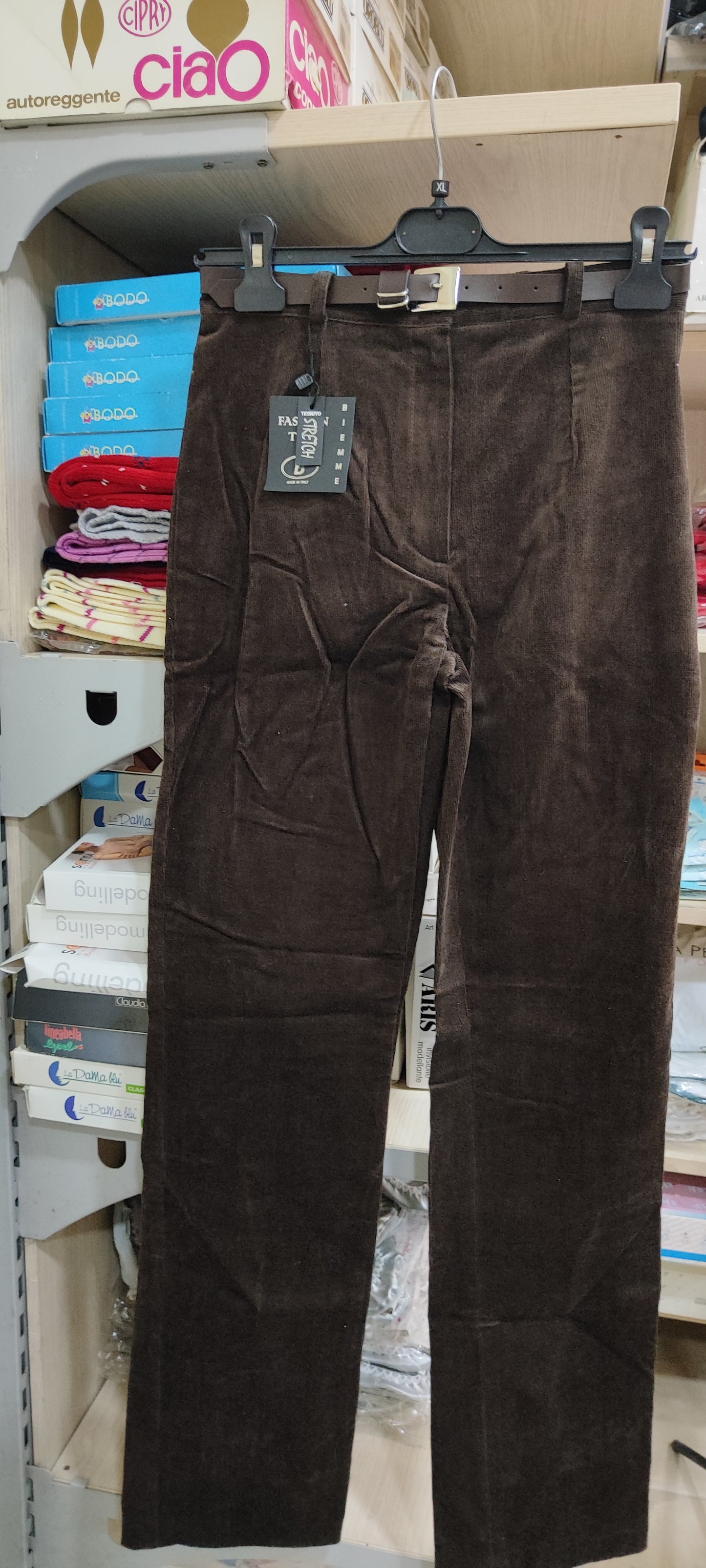 Pantaloni donna curvi 2,50