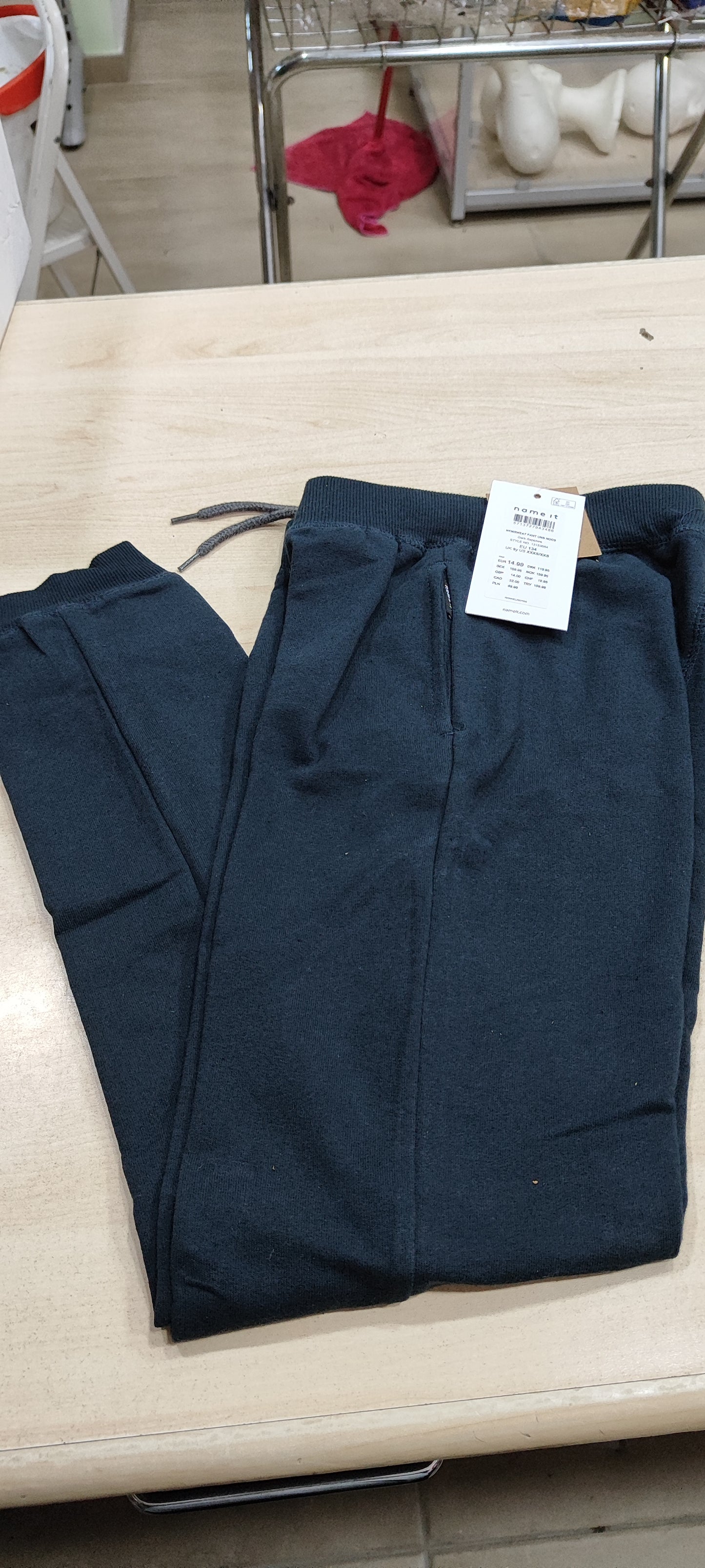 pantaloni tuta e leggings a 3,50