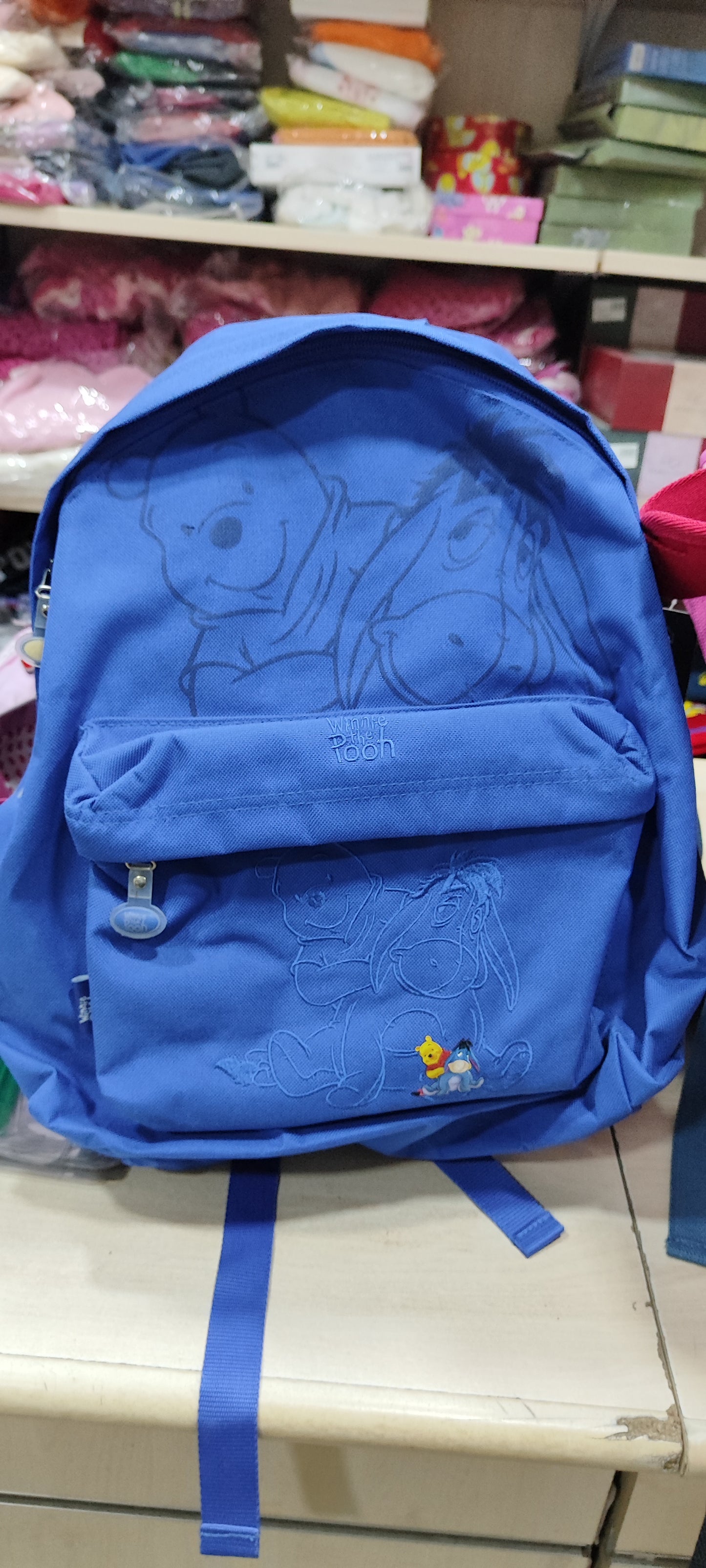 zaini e tracolle scuola a 6  euro