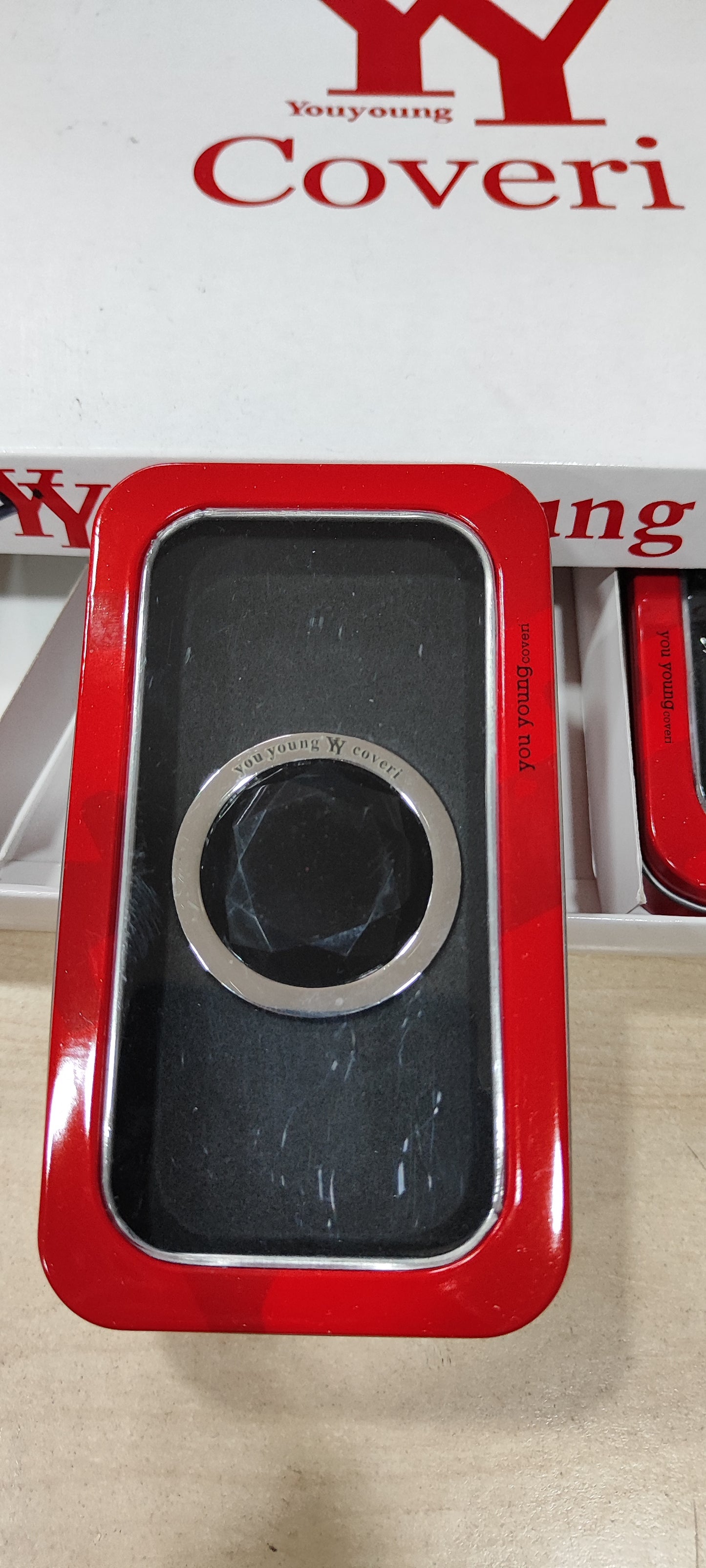 Offerta portachiavi e per telefono a 1 euro