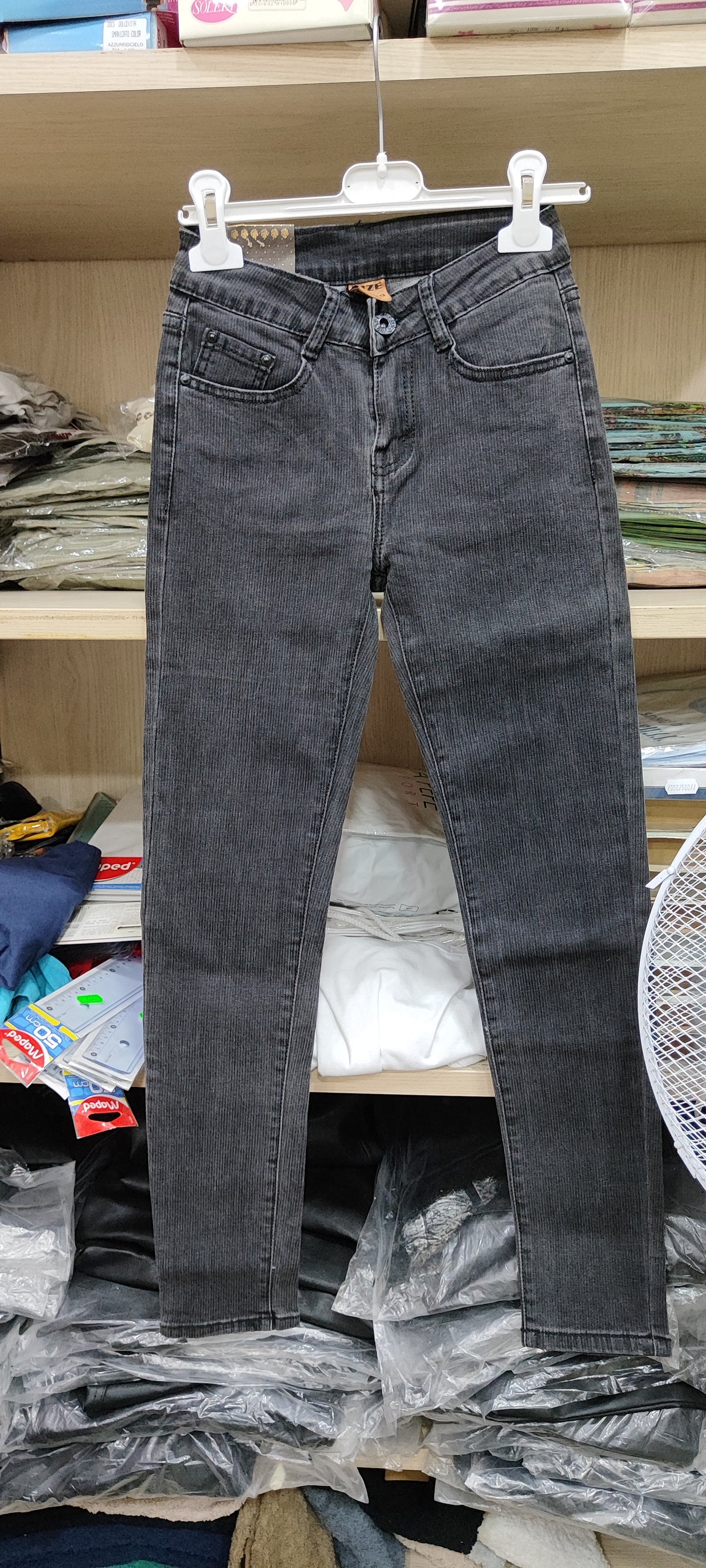 Jeans bimbi a 3 euro