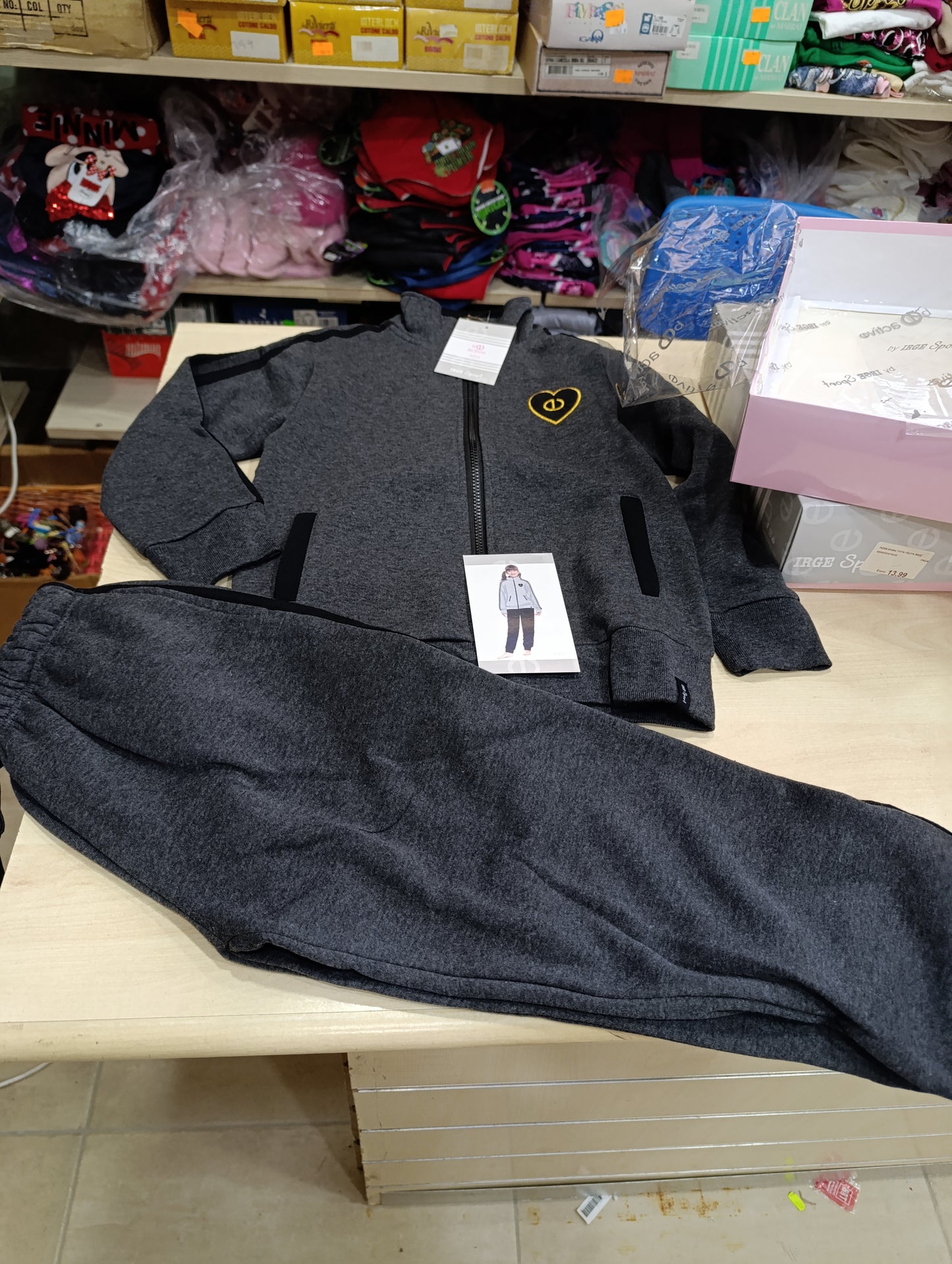 Tute bimba irge a 6 euro