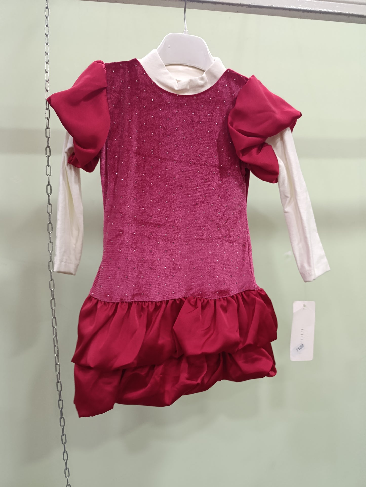 Tute e completi bimbi a 5 euro