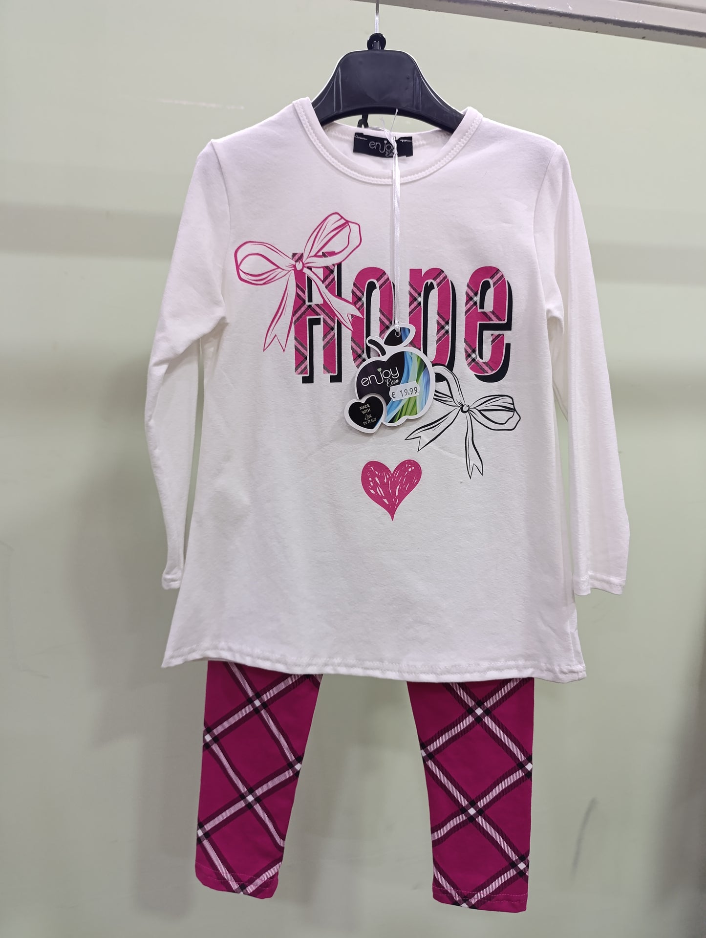 Tute e completi bimbi a 5 euro