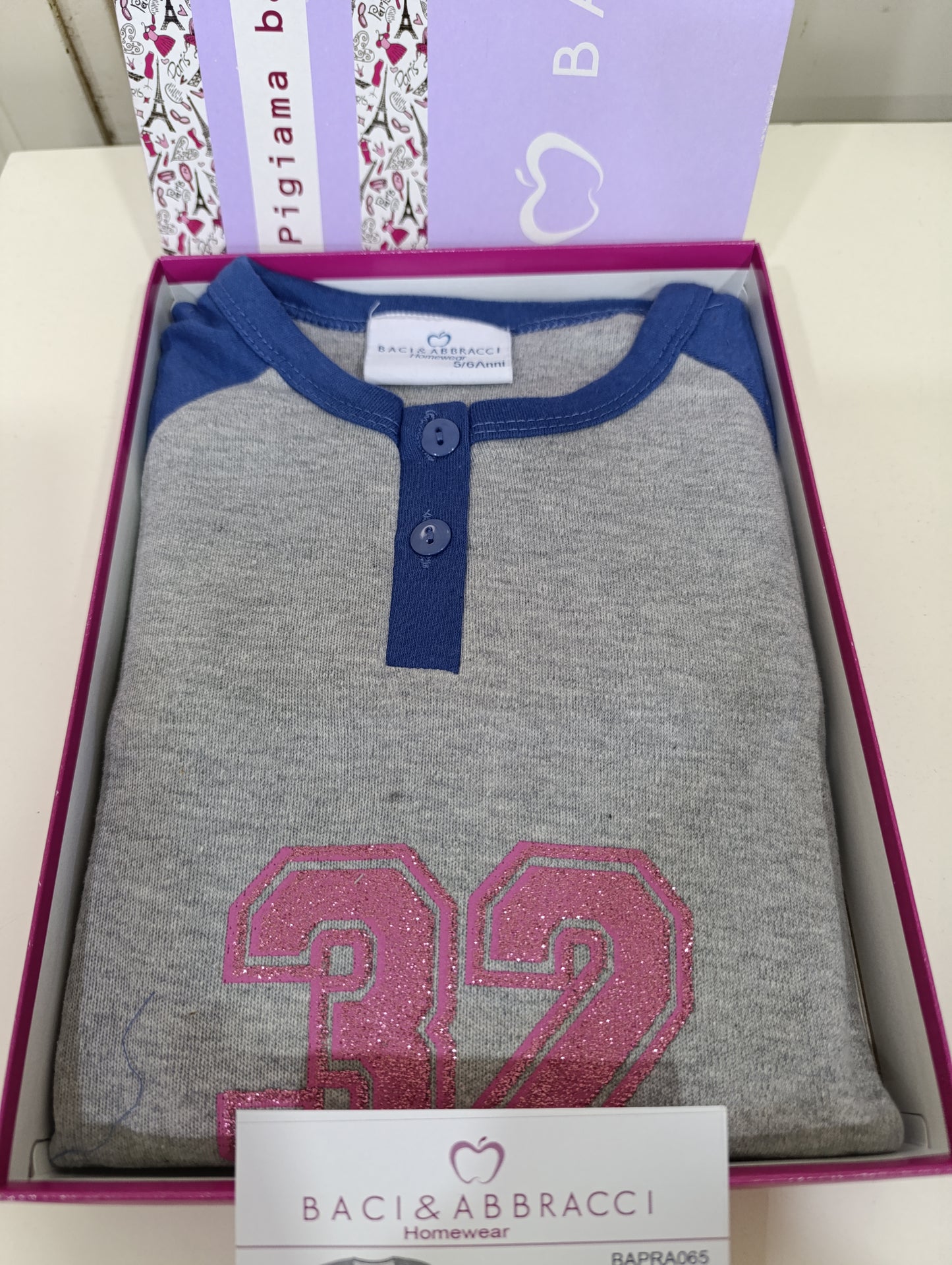 Pigiama bimba baci e abbracci a 5 euro