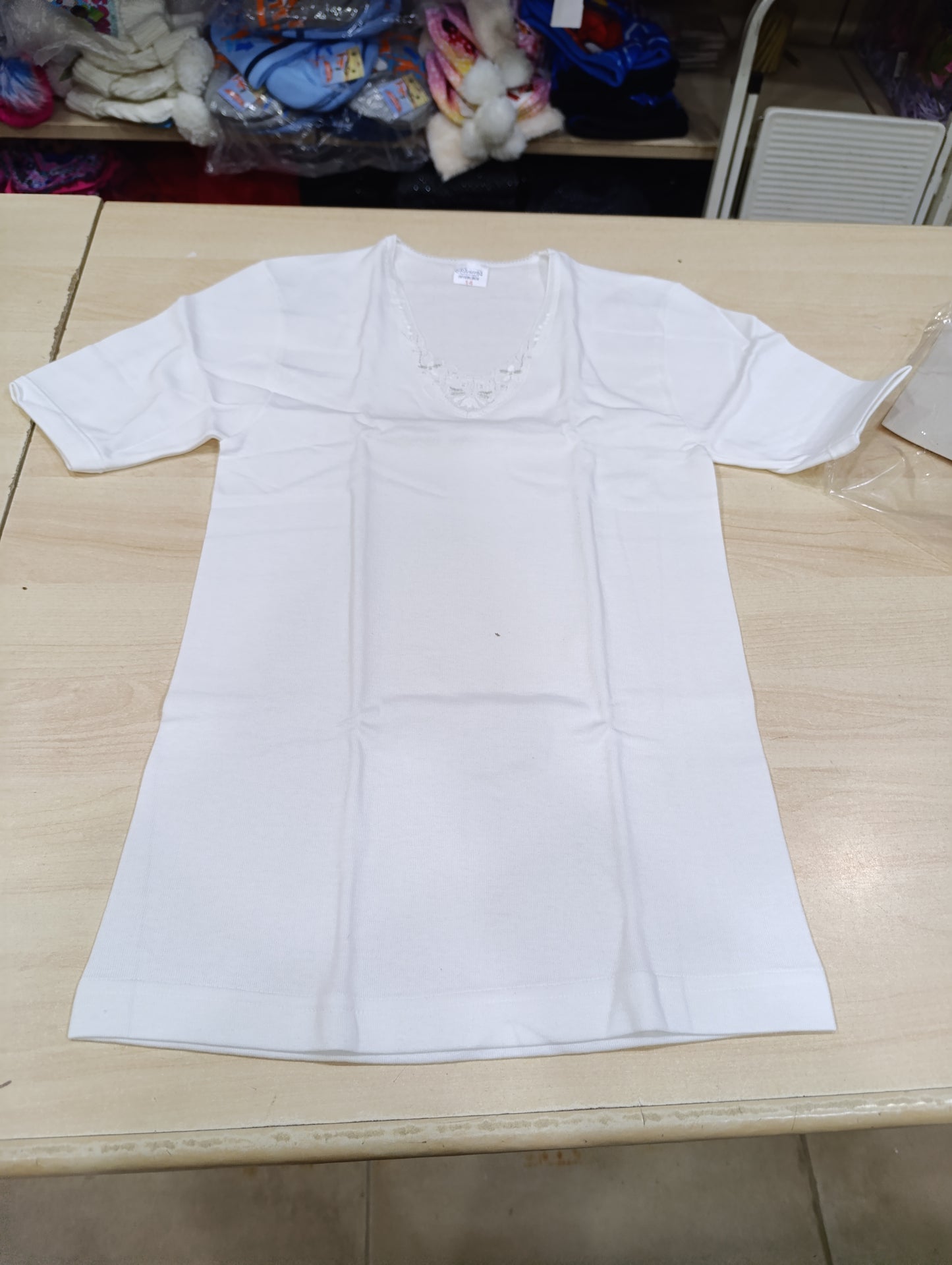 Maglietta intima bimba a 2 euro