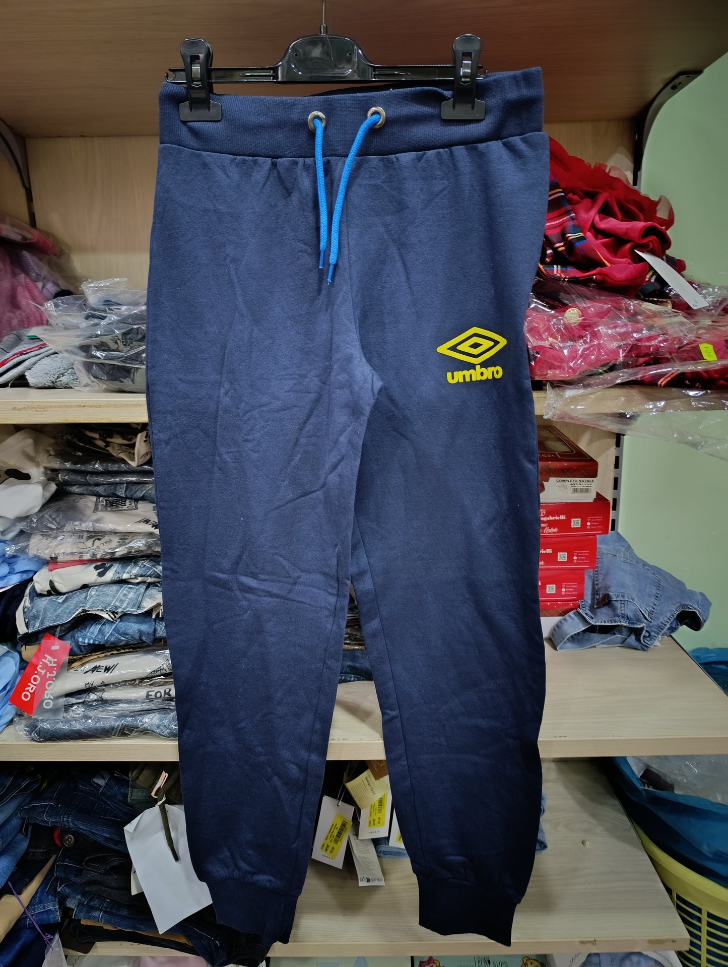 pantaloni tuta e leggings a 3,50