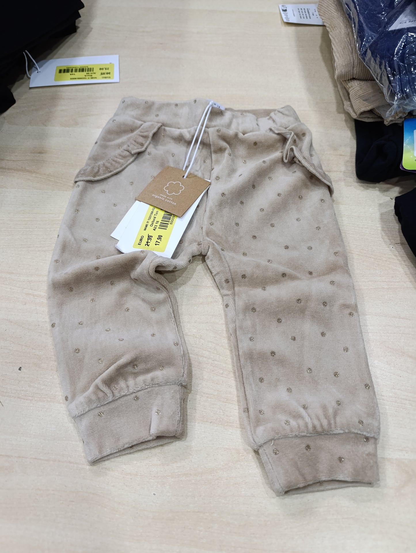 pantaloni tuta e leggings a 3,50