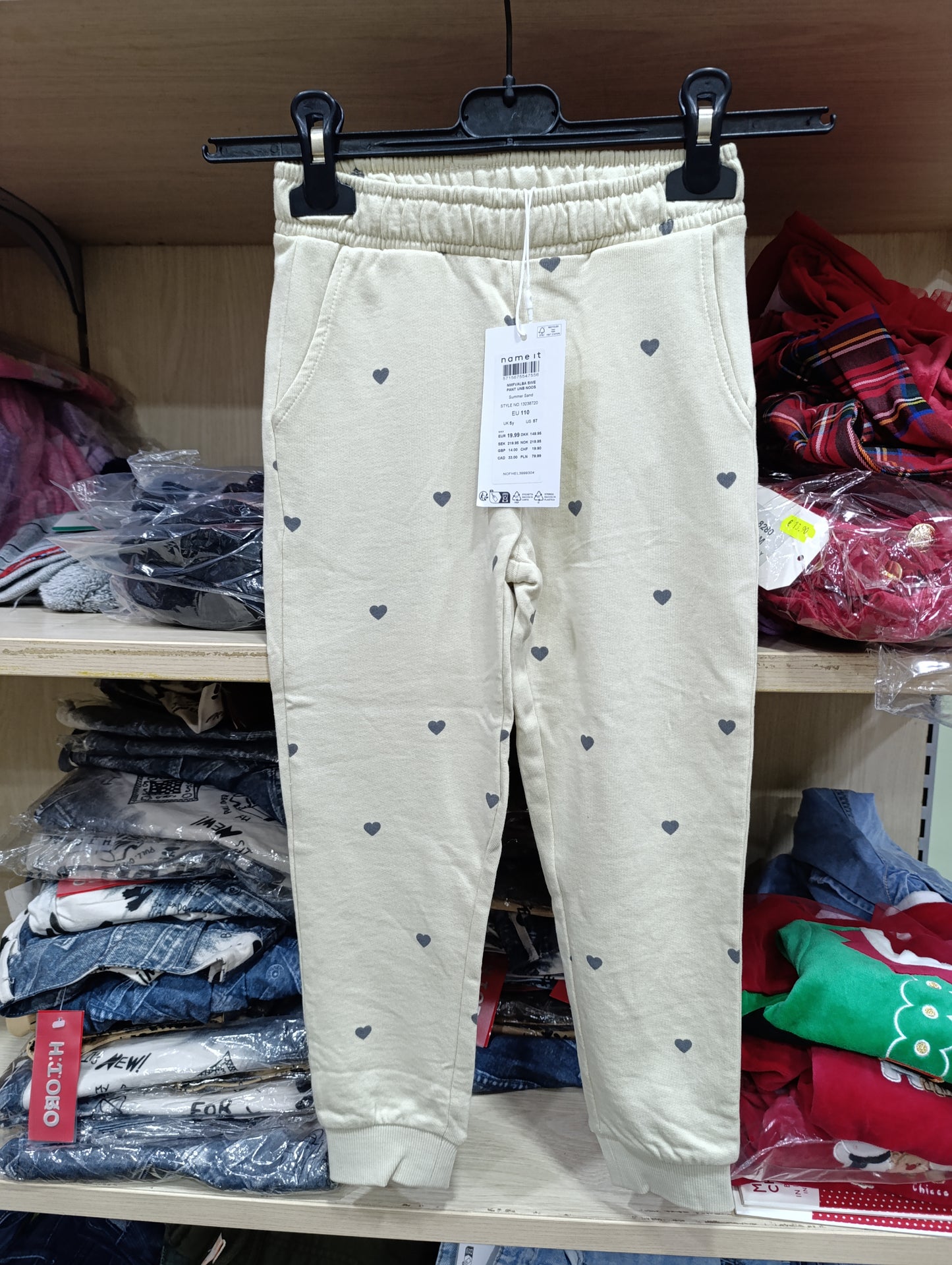 Pantaloni tuta bimbi in cotone a 3 euro