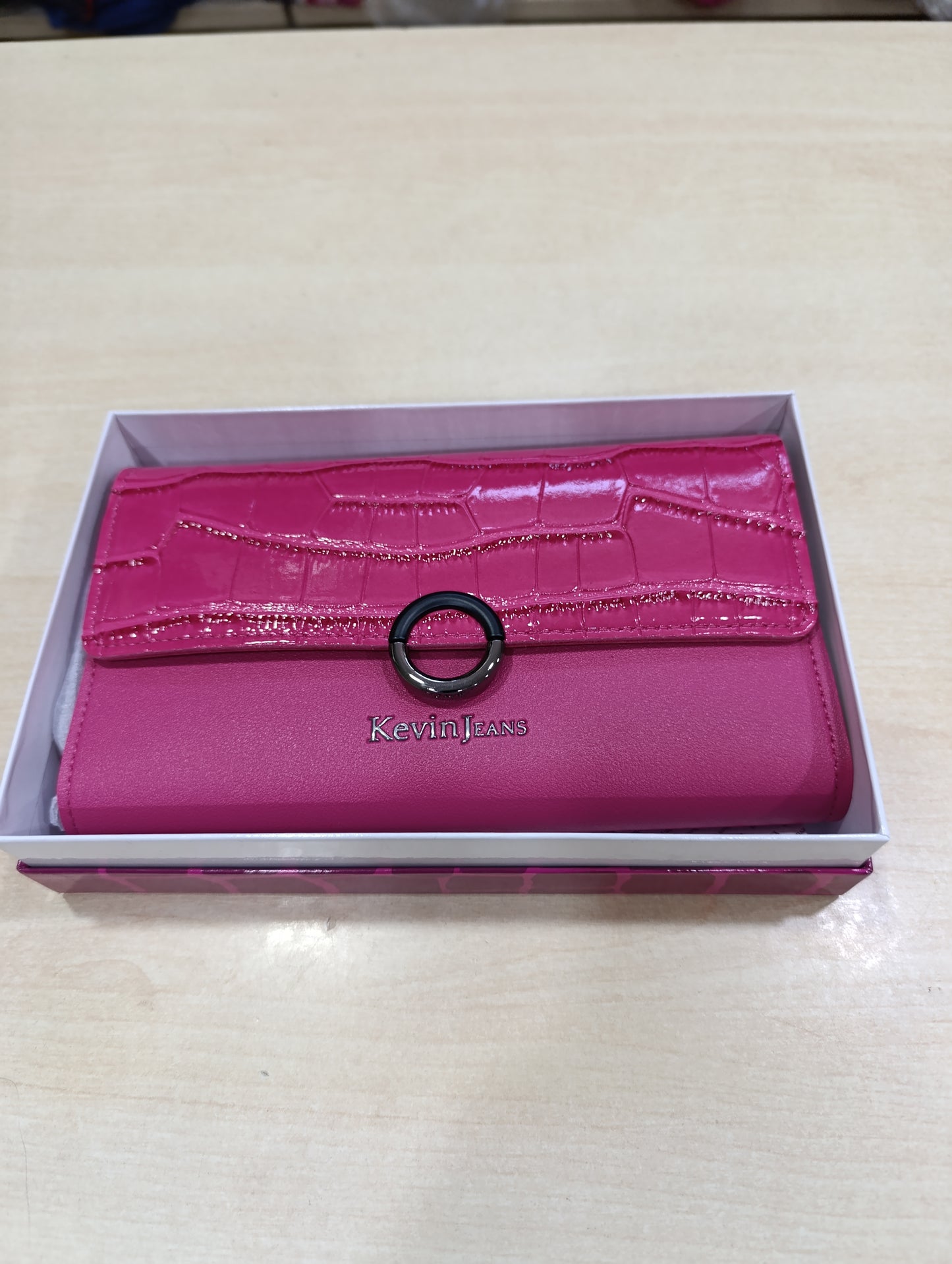 Portafoglio donna a 4 euro