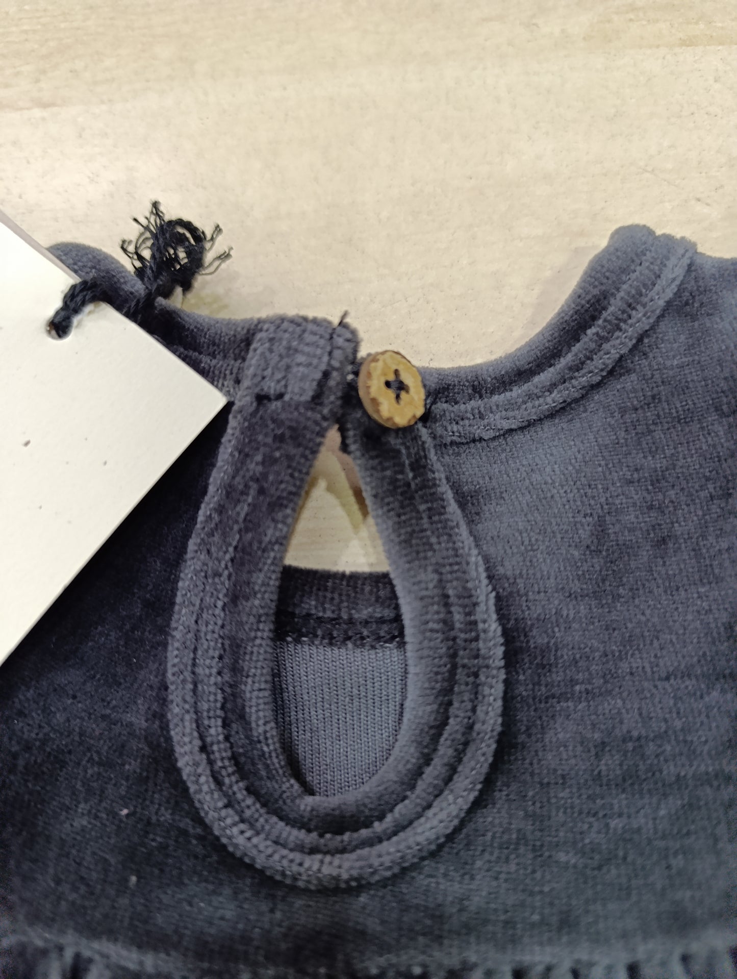 Vestitino neonata a 5 euro in velluto nero