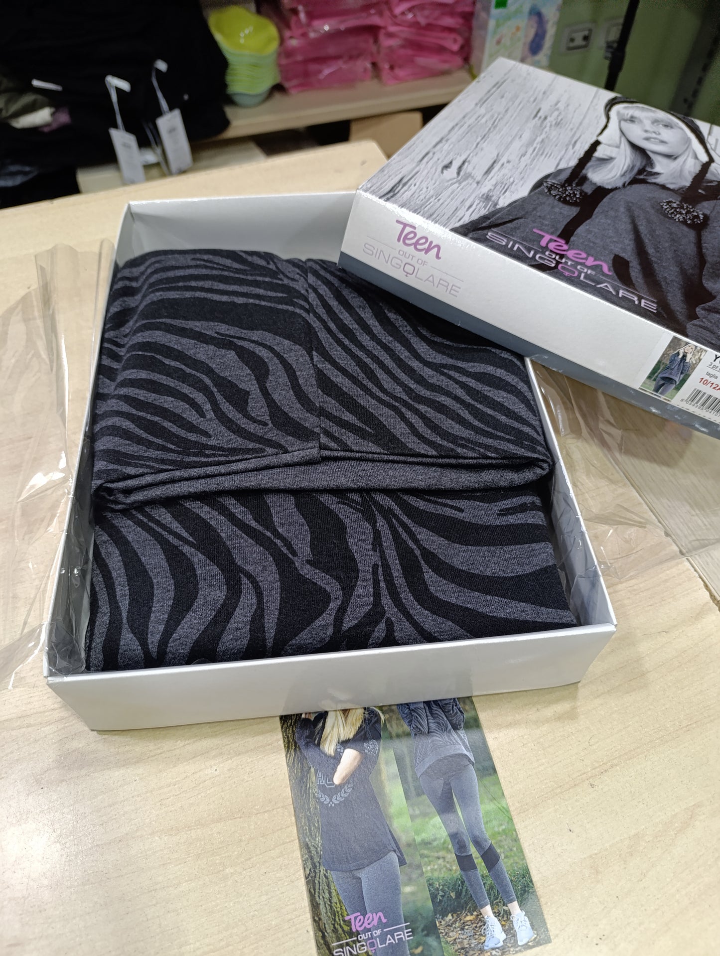 Tute bimbi firmate  a 6 euro