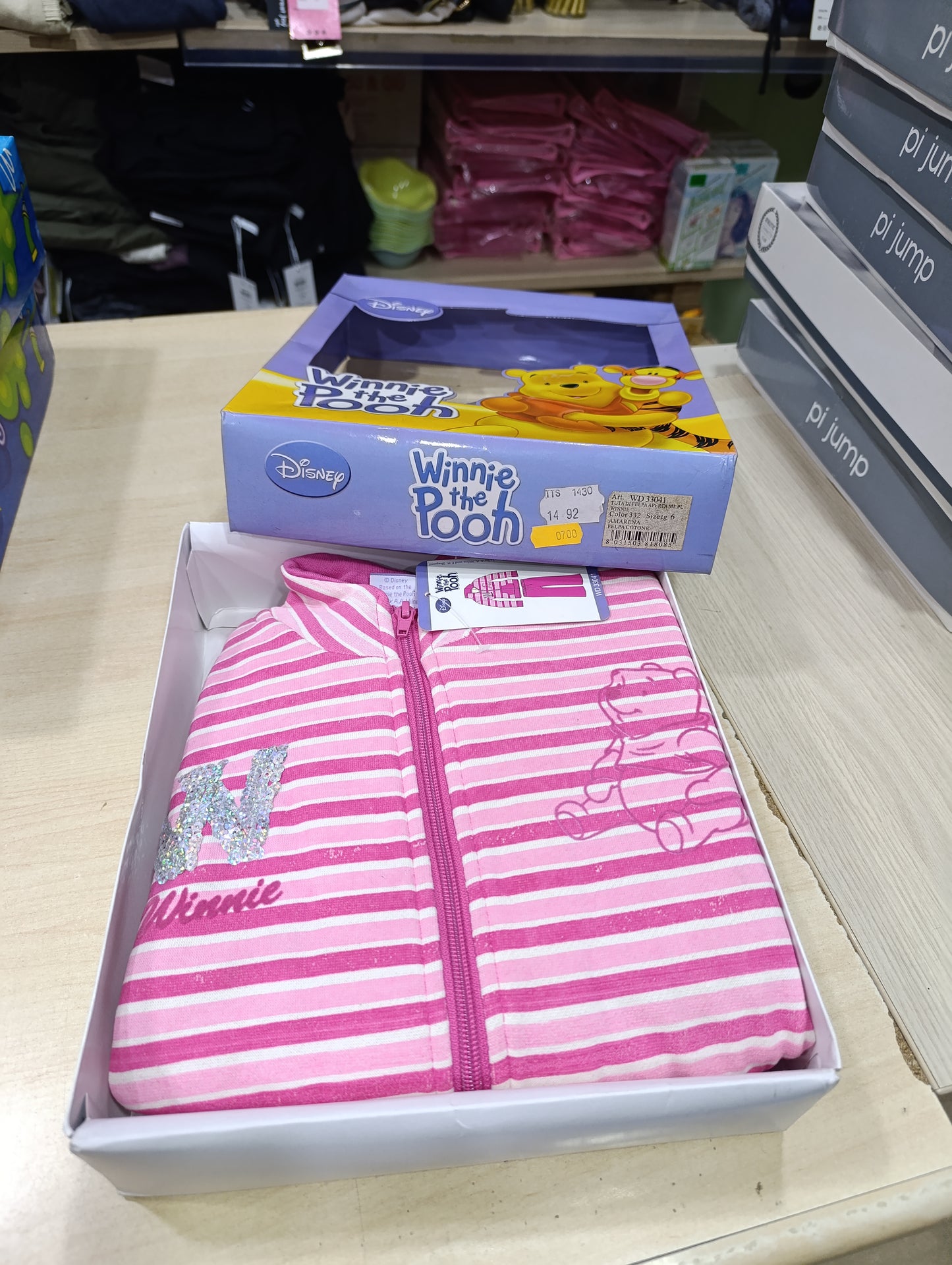 Tute bimbi firmate  a 6 euro