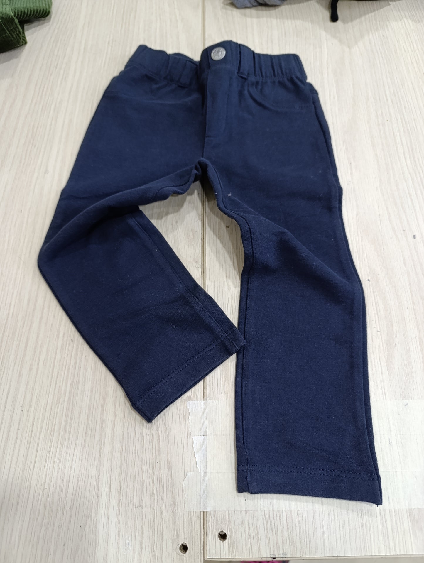Offerta pantalone e pantalone  tuta bimbi a 2,70
