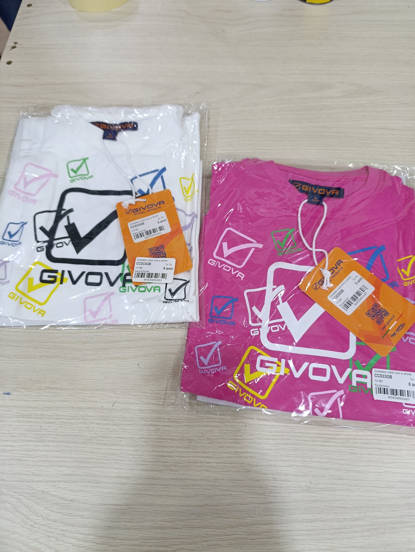 Completi bimbi Givova a 5 euro
