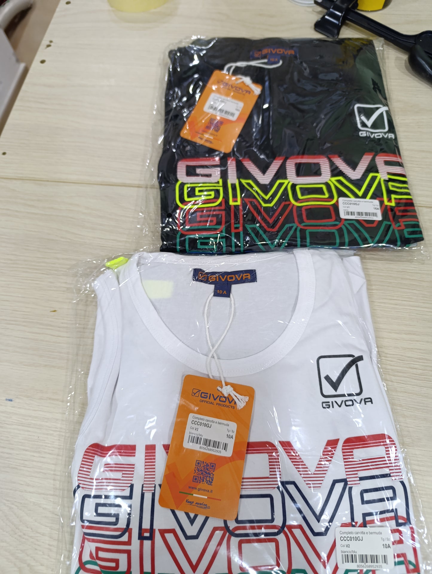 Completi bimbi Givova a 5 euro