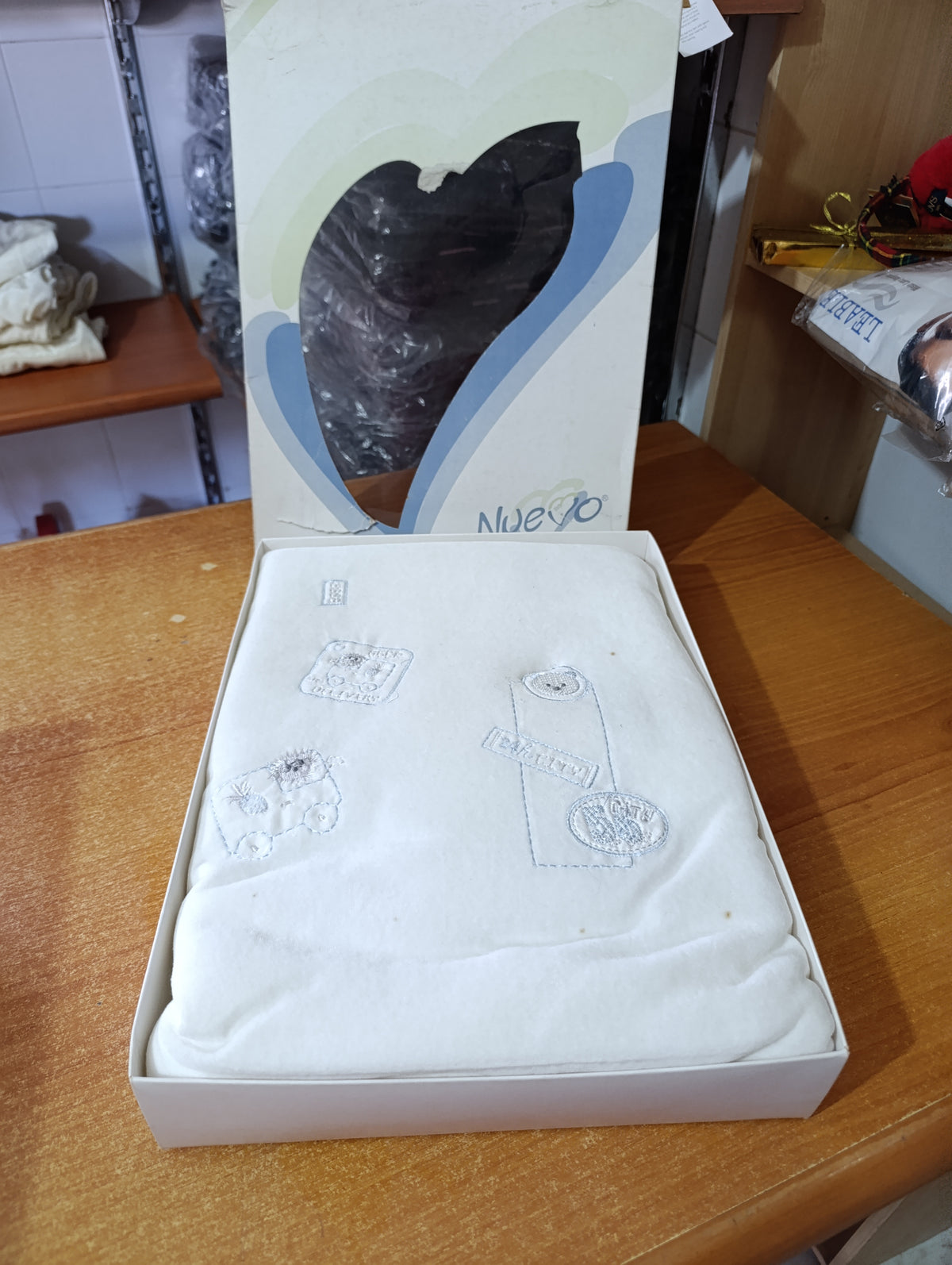 Coperte carrozzini scatolate a 7 euro