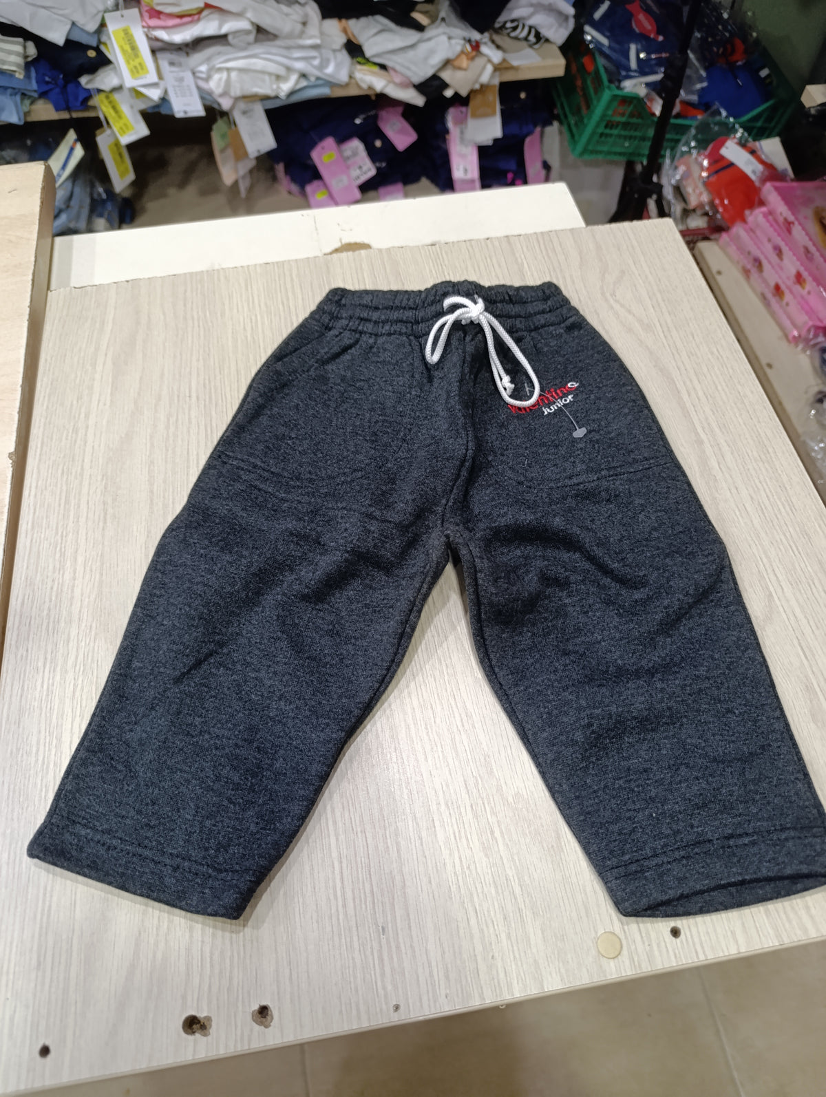 Jeans e pantaloni bimbi a 1 euro
