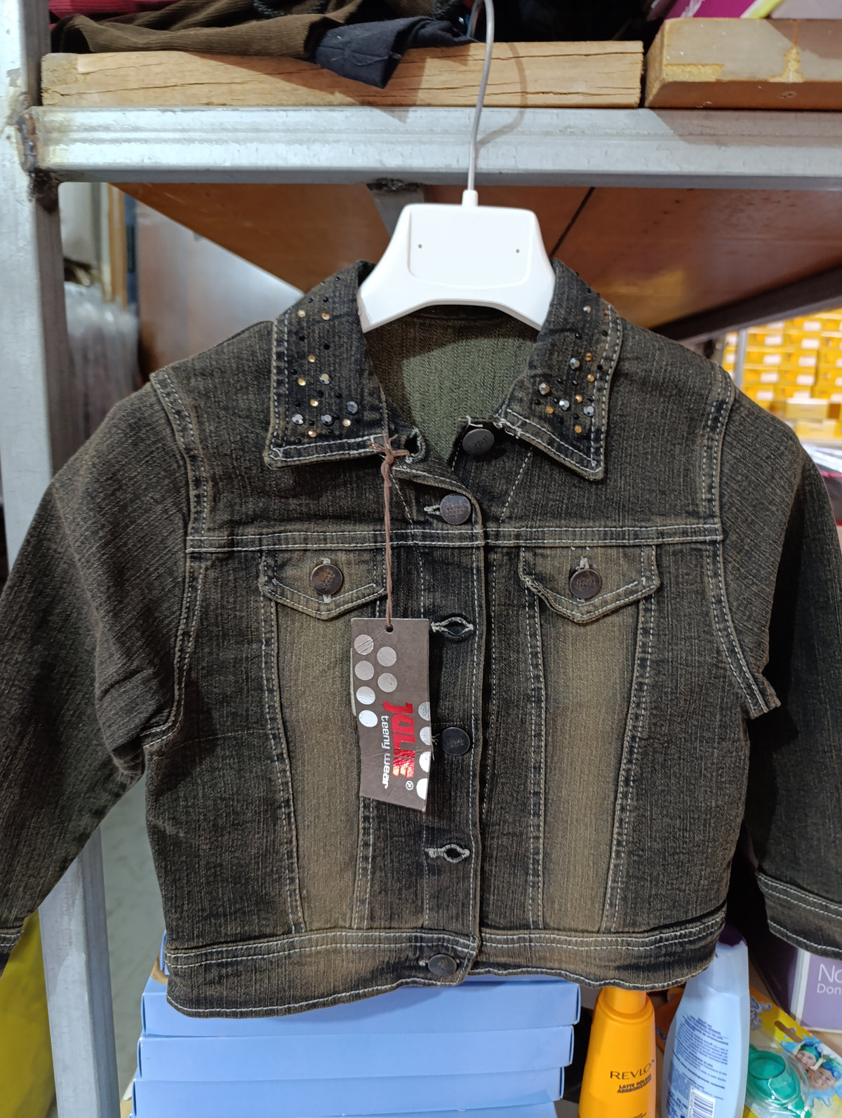 Giubbini di jeans bambini a 4 euro