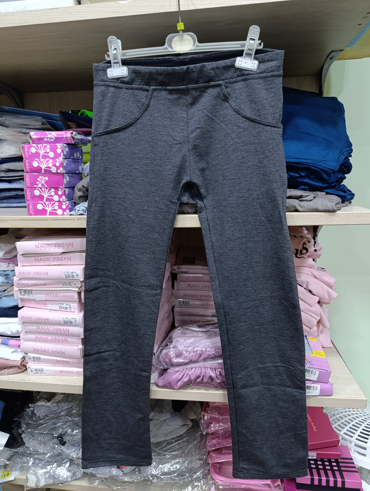 Pantaloni donna a 2,50 lunghi