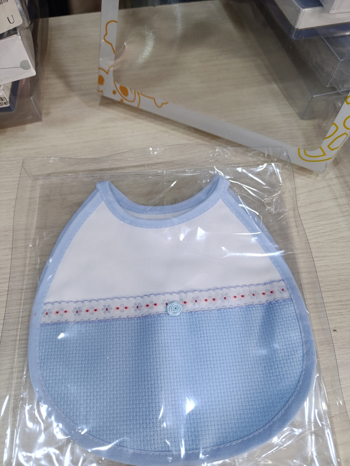 Bavette neonati a 0,50 cetesimi